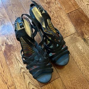Madden Girl BOHO Platform Wedges size 9